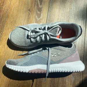 Women’s Reebok Tennis Shoes